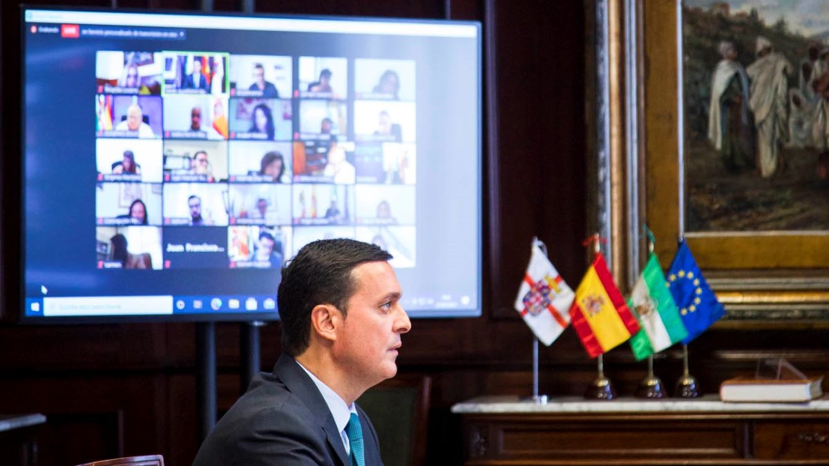 Javier Aureliano García, durante el pleno de este martes.