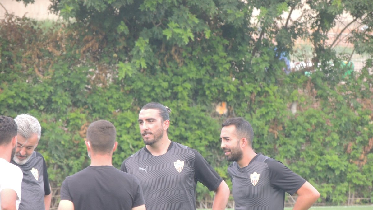 Chico en su primer día en el filial del Almería.