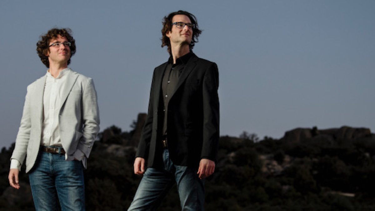 Los pianistas malagueños Víctor y Luis del Valle.