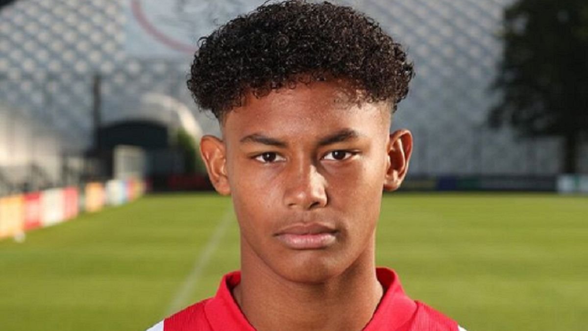 Muere el joven talento de 16 años del Ajax.