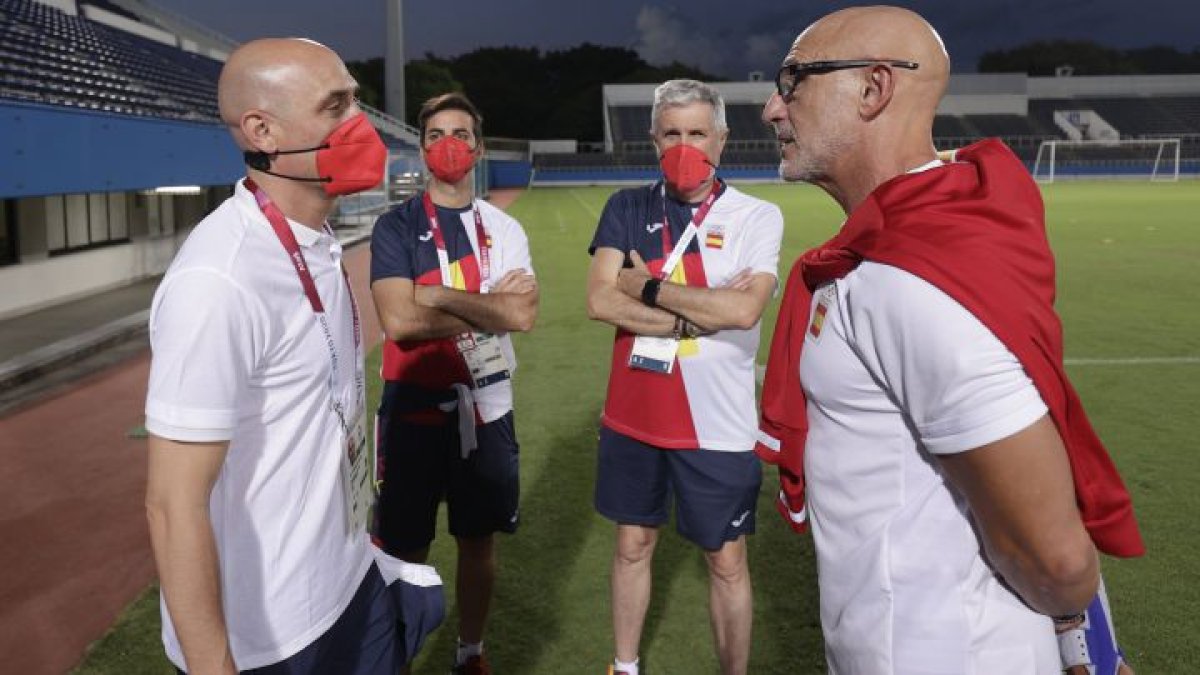 Luis Rubiales con el seleccionador español.