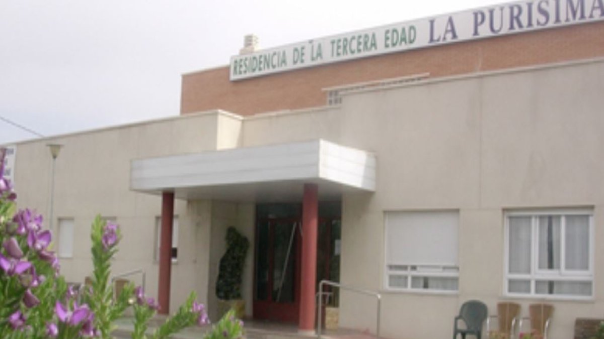 Fachada de la residencia almeriense.