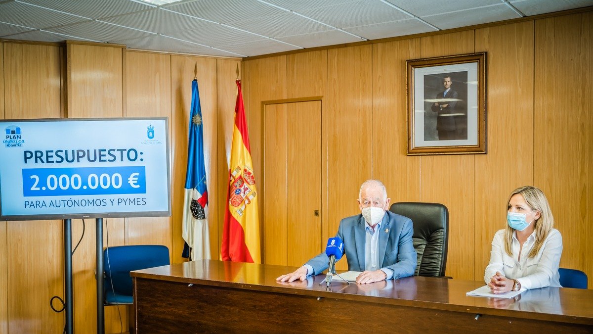 Gabriel Amat y Rocío Sánchez.