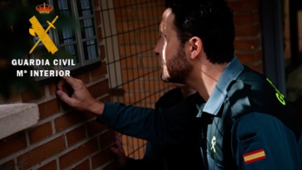 Imagen de la actuación de la Guardia Civil.