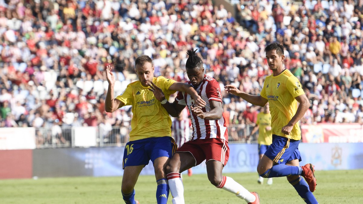 Sekou en su etapa en el Almería de Turki.