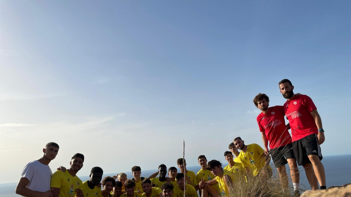 Jornada de naturaleza y convivencia para el Berja CF.