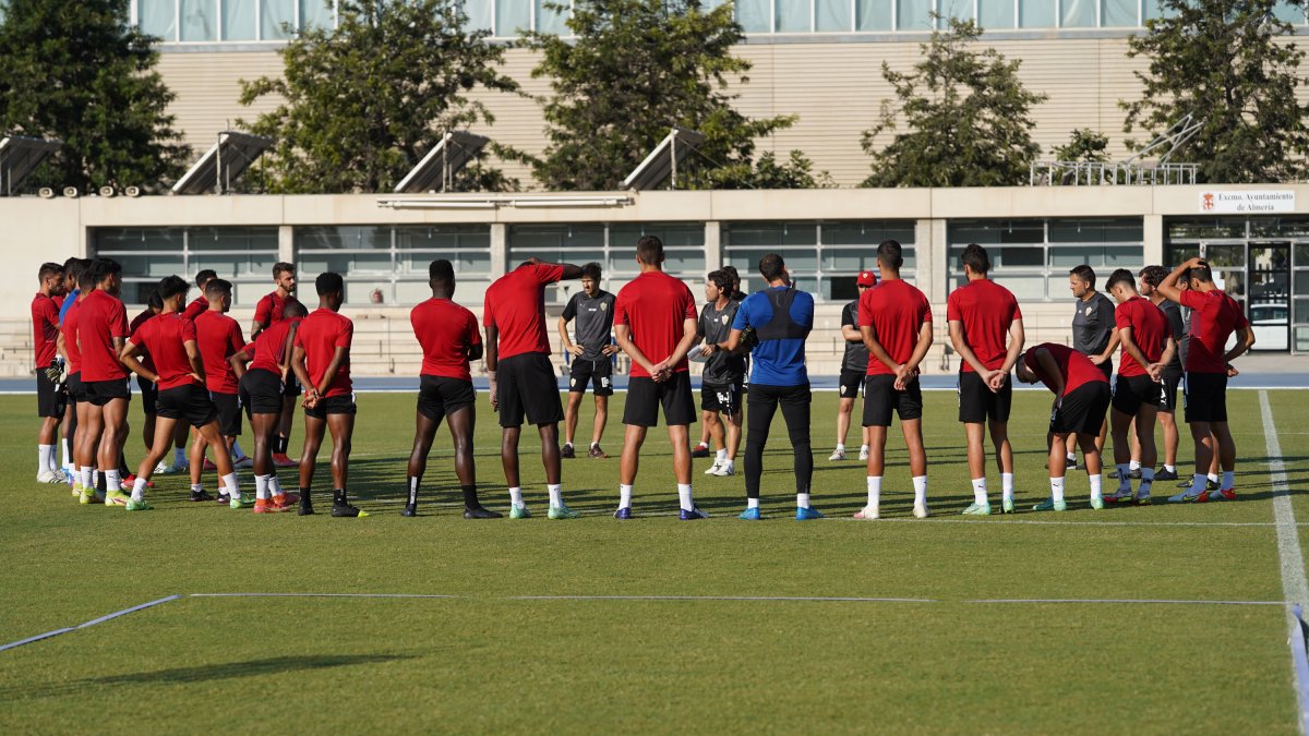 Charla de Rubi en una semana que acabará con la visita a El Toralín.