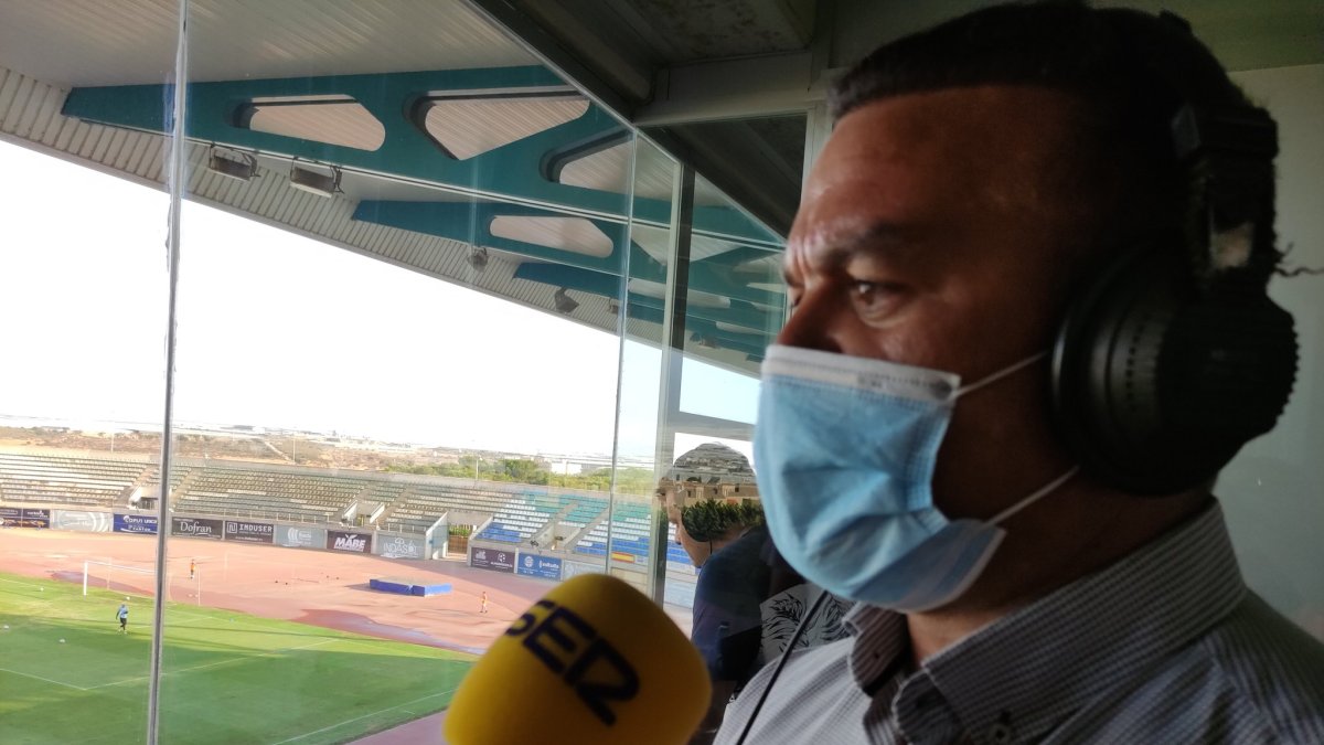 Mariano Muño en el Carrusel Deportivo desde Santo Domingo.