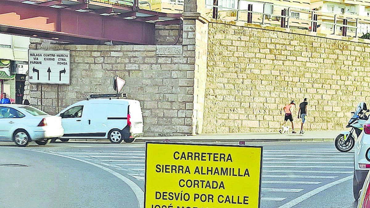 Señal informativa en la zona del Toblerone.