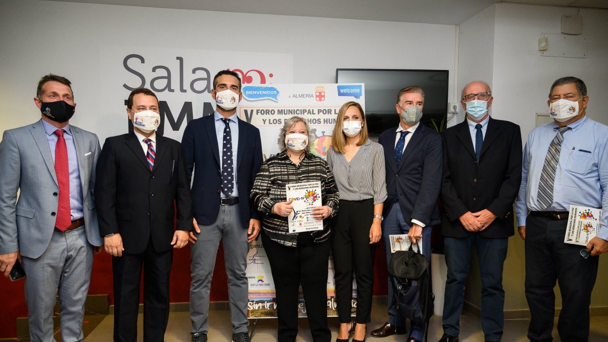 Almería se convierte en la capital de la paz apostando por los derechos humanos como baluarte de construcción de una sociedad más justa.