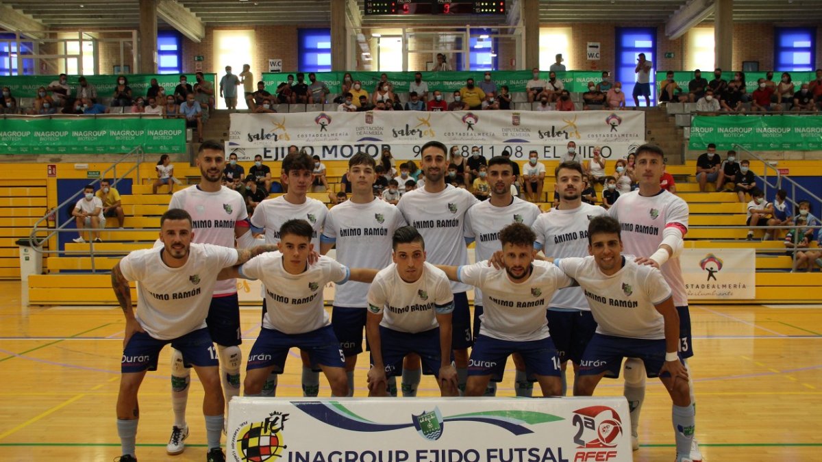 Los protagonistas de una gran victoria.