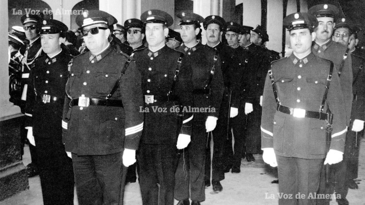 La llegada de Ángel Gómez Fuentes al cargo de concejal fue clave para dignificar el trabajo que hacía la Policía Municipal.