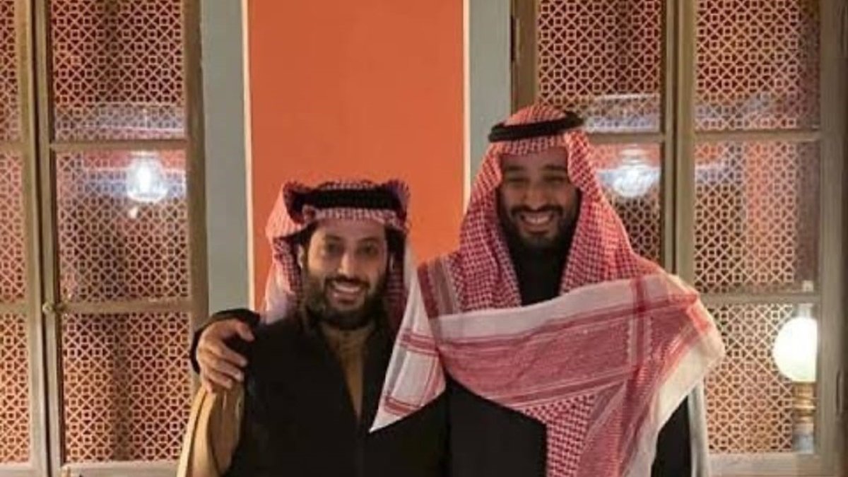 Turki Al-Sheikh con Mohammed bin Salman, el príncipe saudí que ha comprado el Newcastle.
