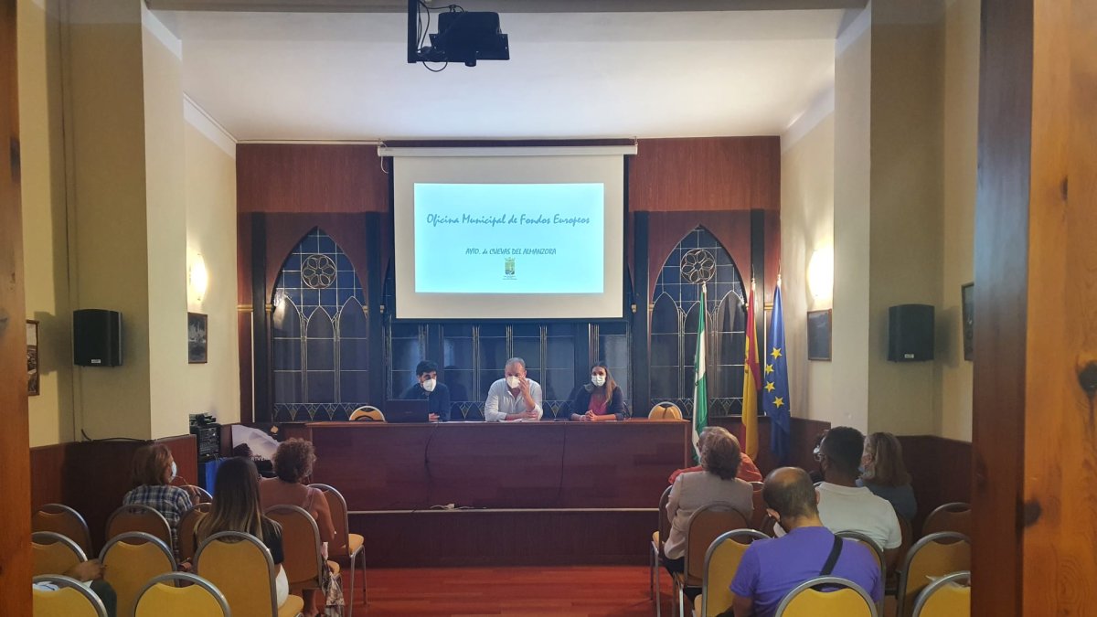 Presentación de la nueva oficina en Cuevas del Almanzora.