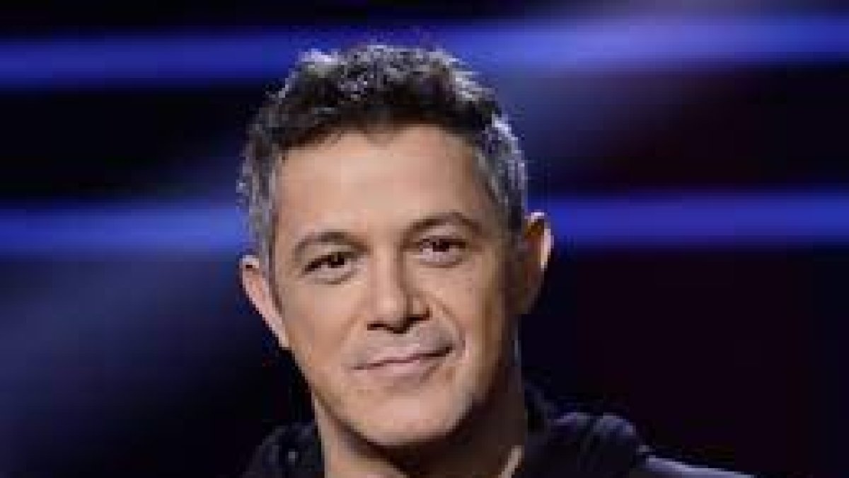 Archivo - Alejandro Sanz, en una imagen de archivo durante la presentación de \
