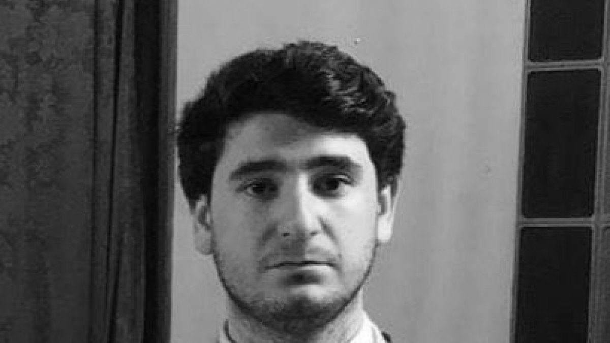 Andrés Torrejón, cartelista de la Semana Santa de 2022.