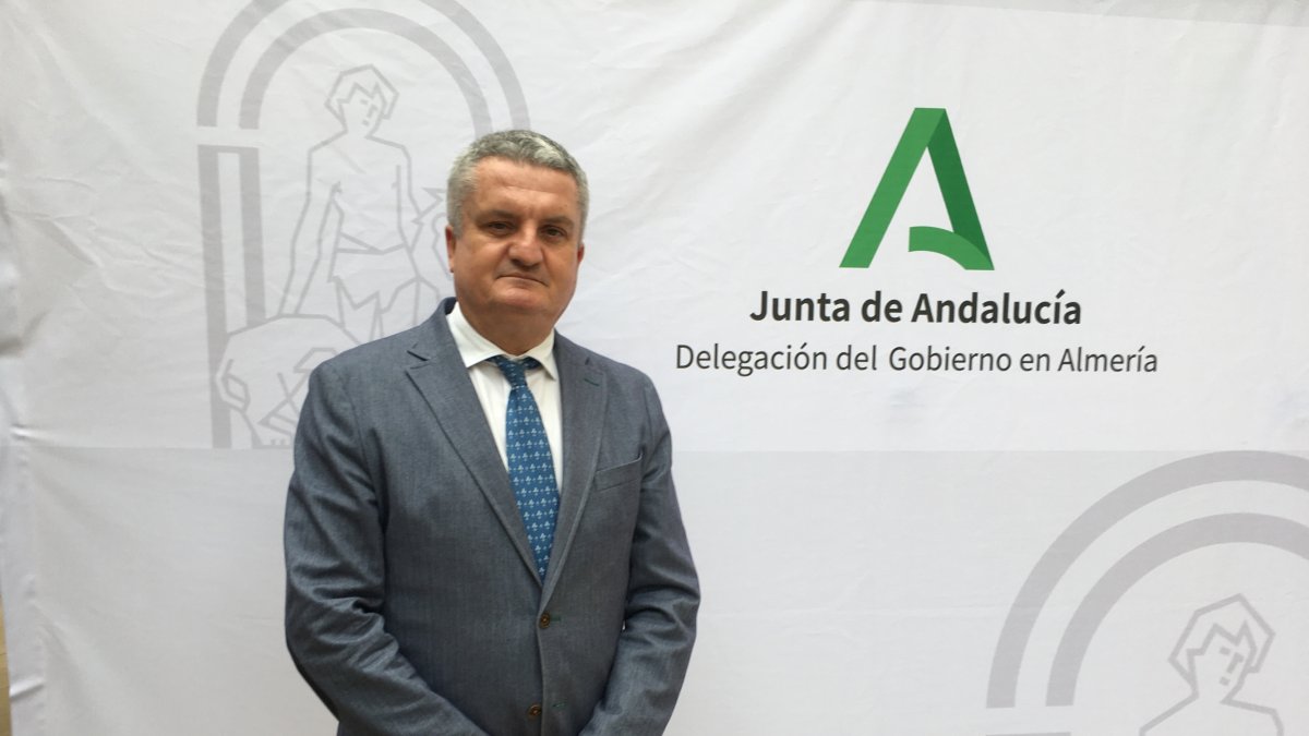 Juan de la Cruz Belmonte, delegado de Salud.