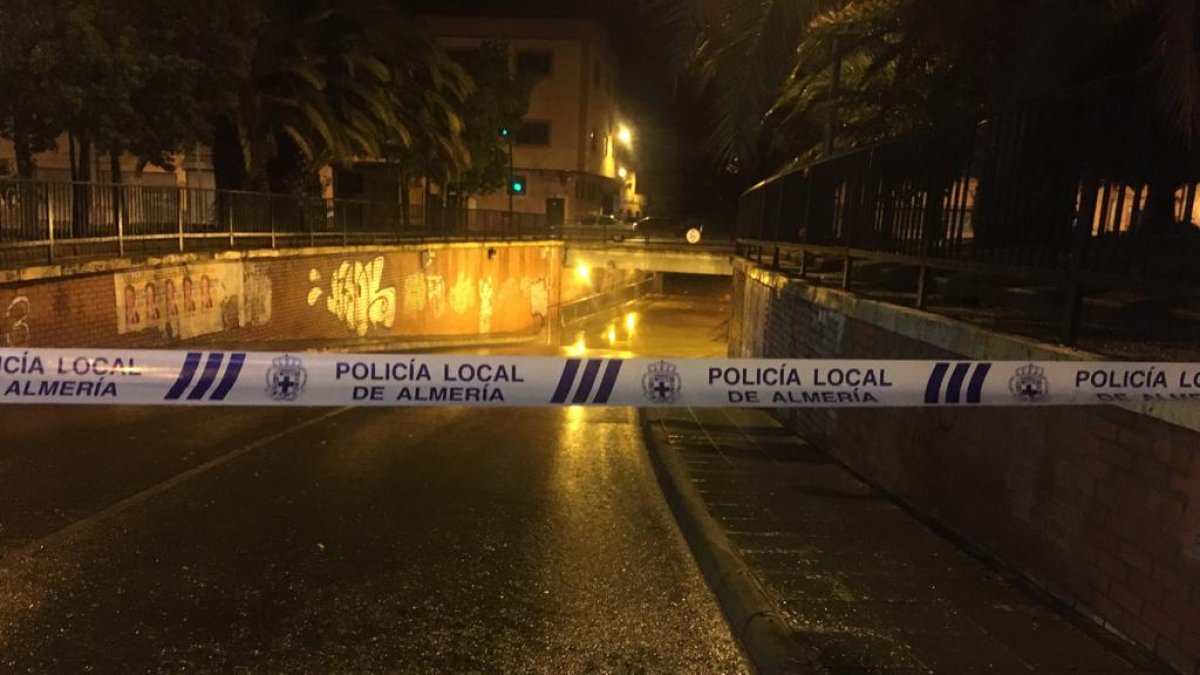 El Ayuntamiento cierra los túneles de La Goleta y de Los Molinos.