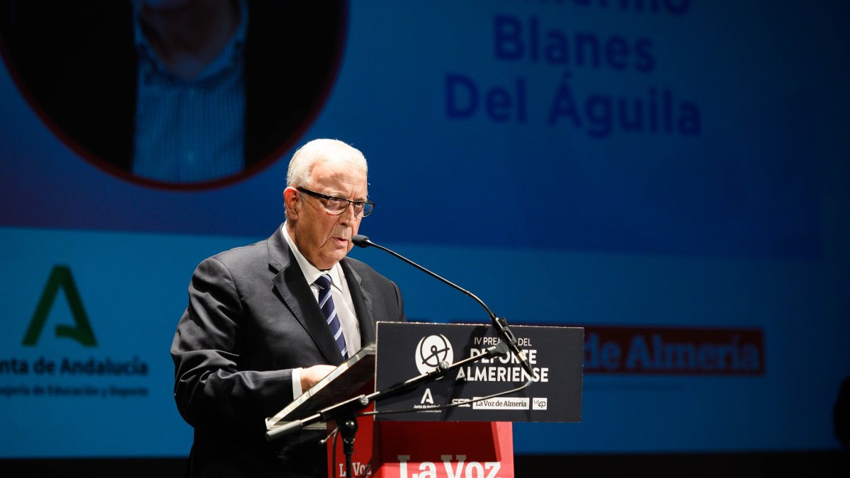 Don Guillermo Blanes en la Gala de los IV Premios del Deportes Almeriense.