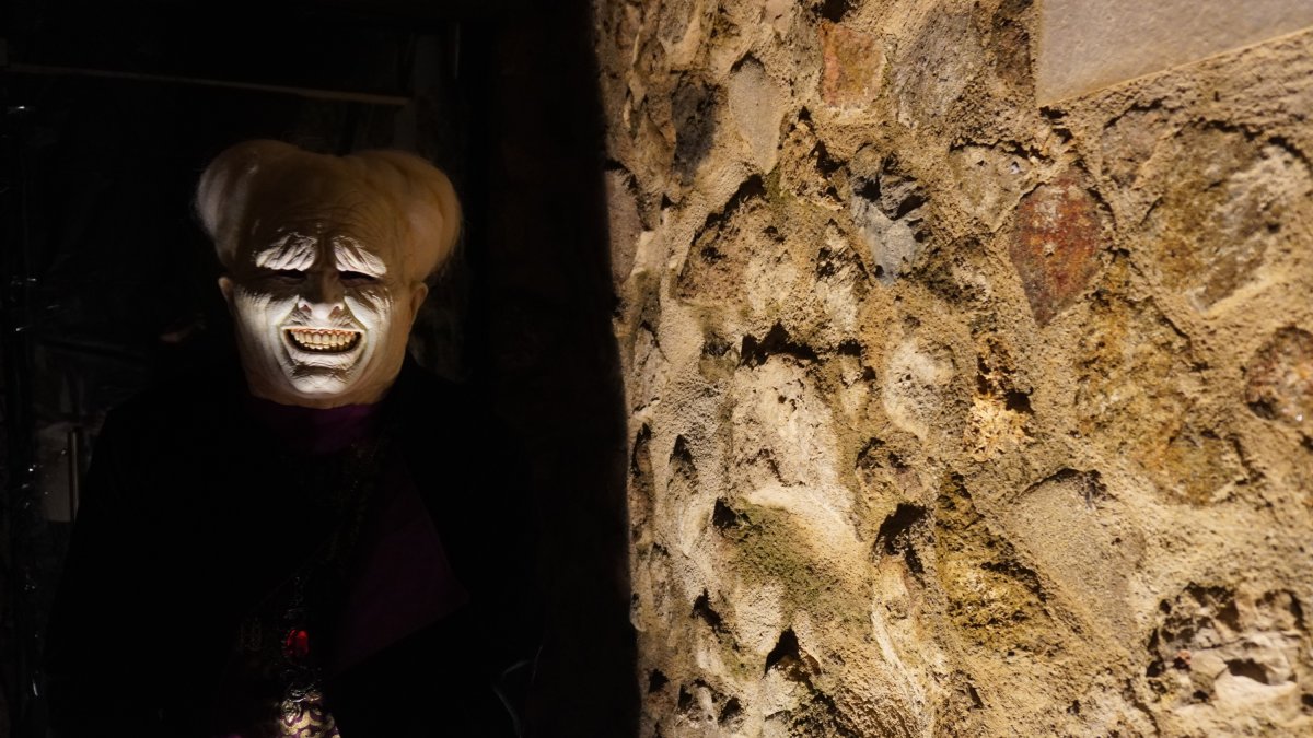 La entrada del \'castillo encantado\' de Carboneras.