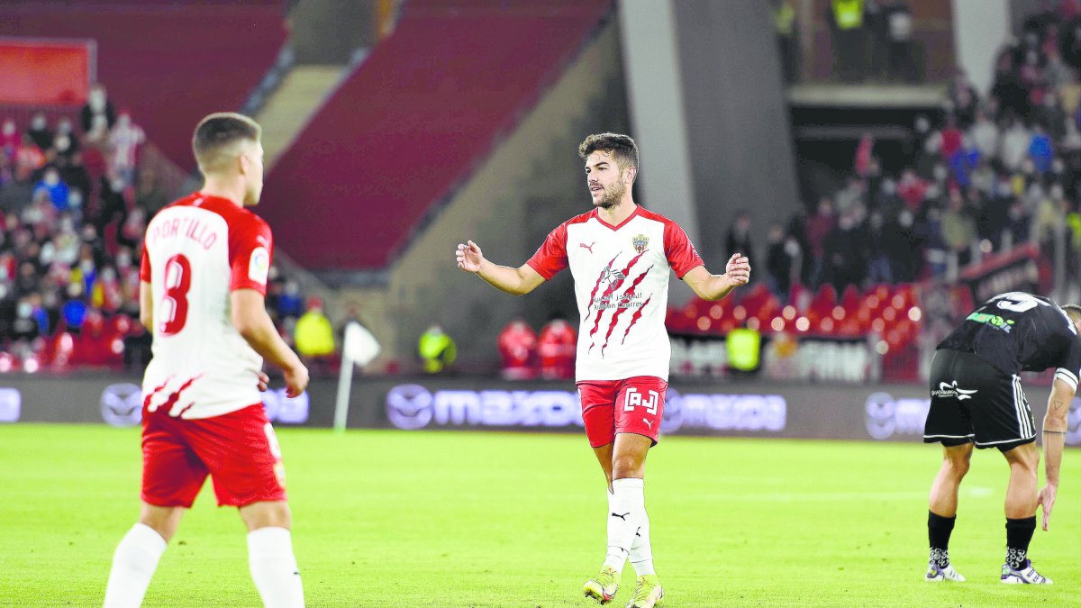 Curro Sánchez en el último partido en casa ante el Burgos.