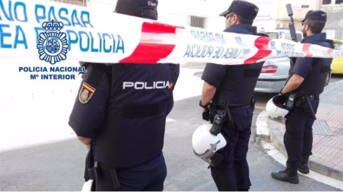 Agentes de la Policía Nacional en una imagen de archivo de la Policía Nacional.