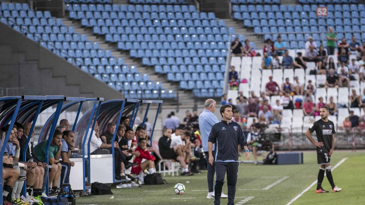 Rubi con cuatro años menos y con el chándal del Huesca en Almería. Era un 7 de octubre de 2017.