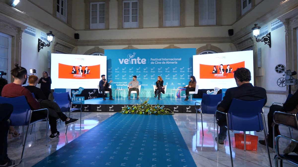 Mesa redonda celebrada por TESA.