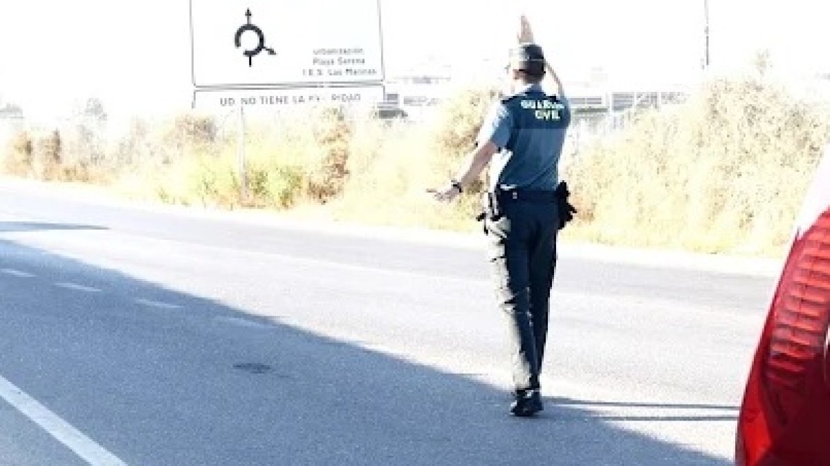 Imagen de archivo de un control de la Guardia Civil.