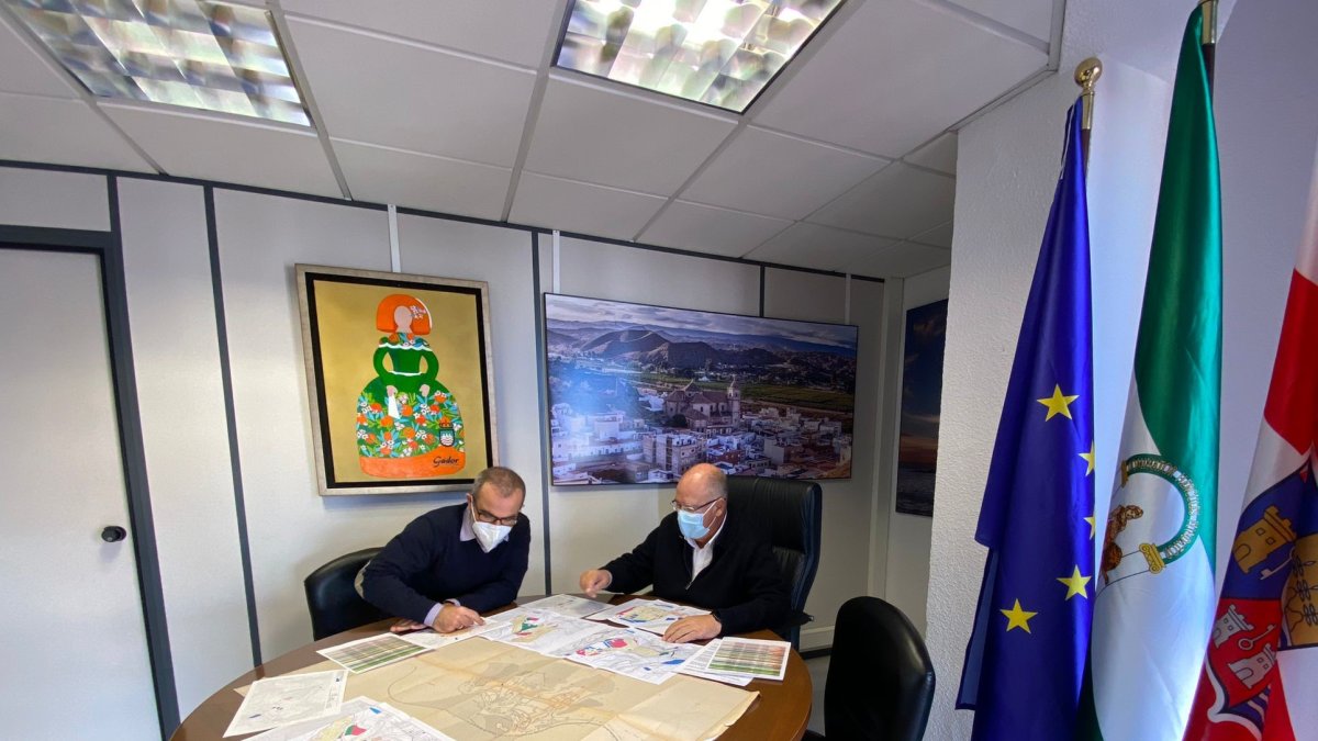 El diputado Eugenio Gonzálvez durante una reunión técnica.