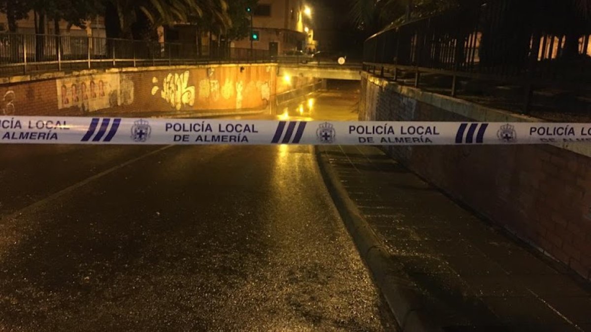 El túnel de Los Molinos, cerrado en otra jornada de lluvias.
