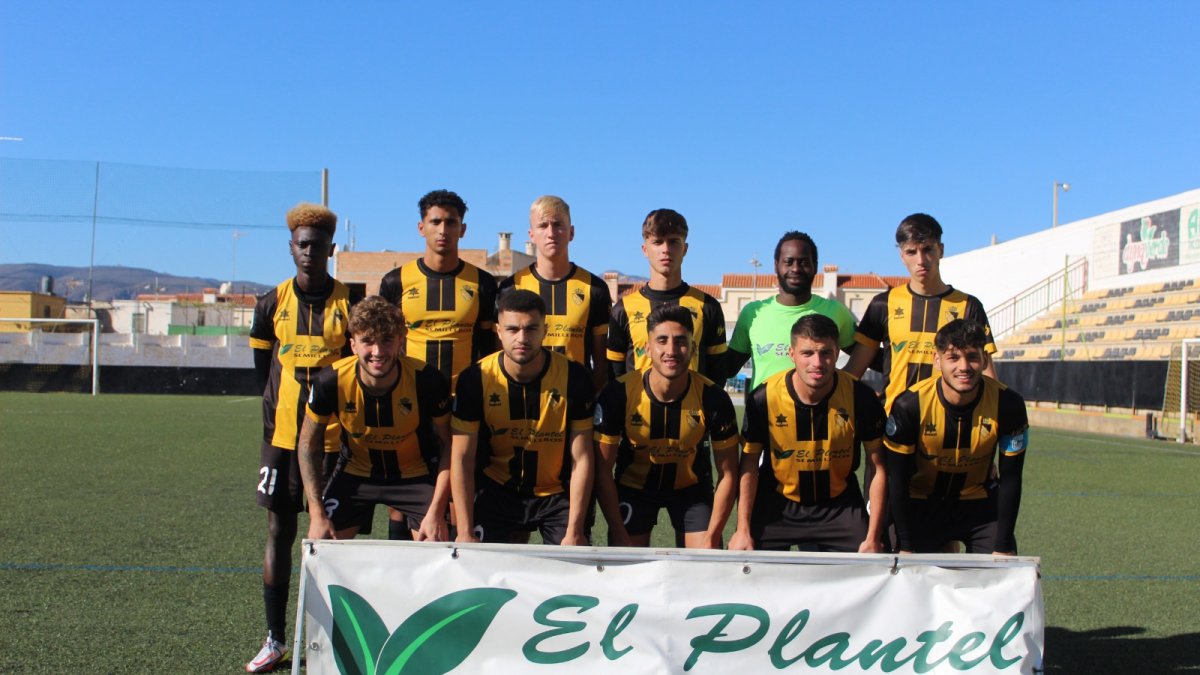 El Berja fue a por la victoria en La Cañada.