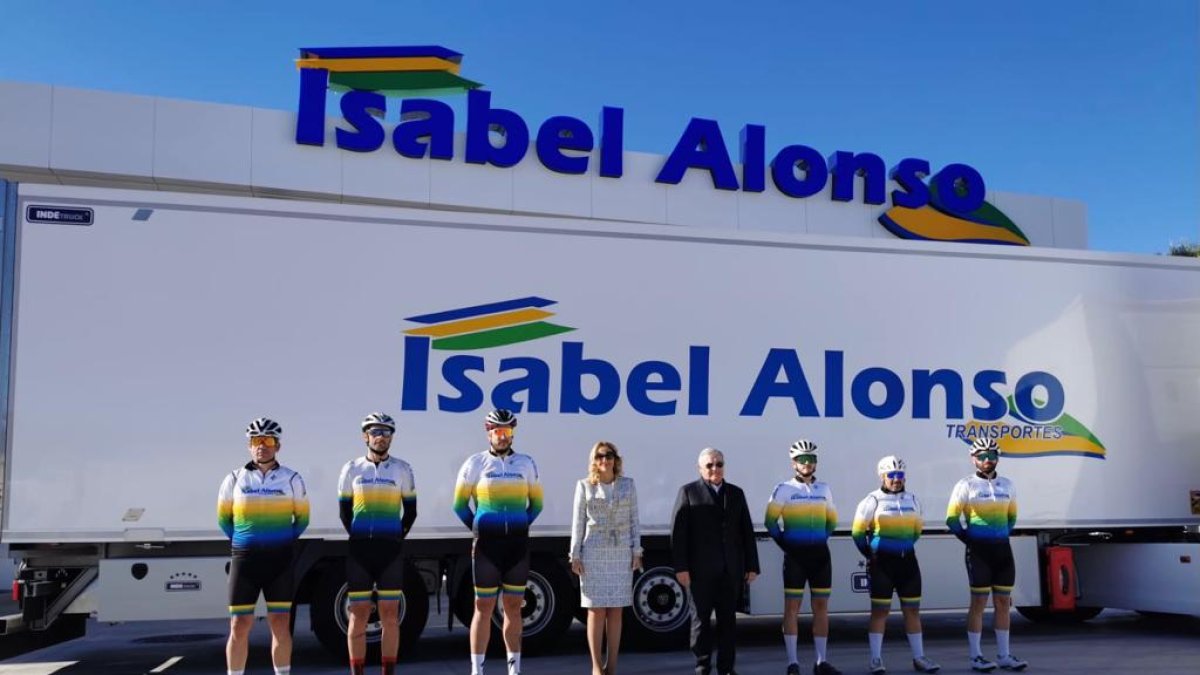 Presentación del nuevo equipo ciclista.