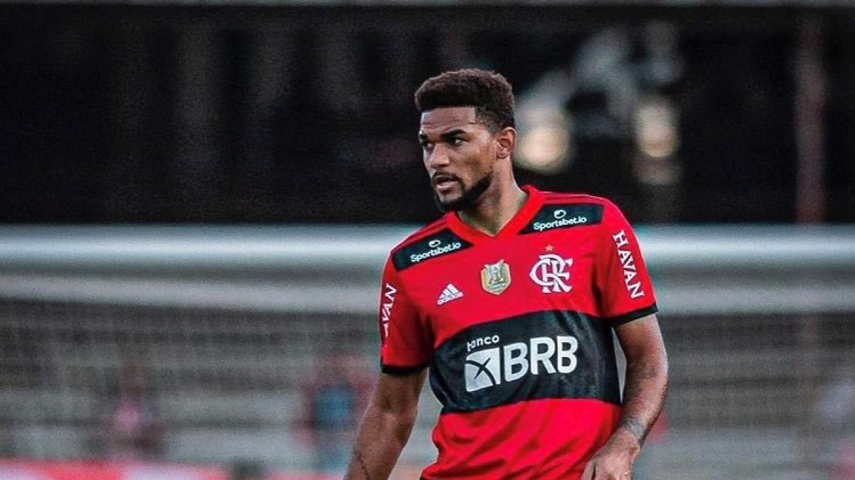 Bruno Viana es brasileño y mide 1,87.