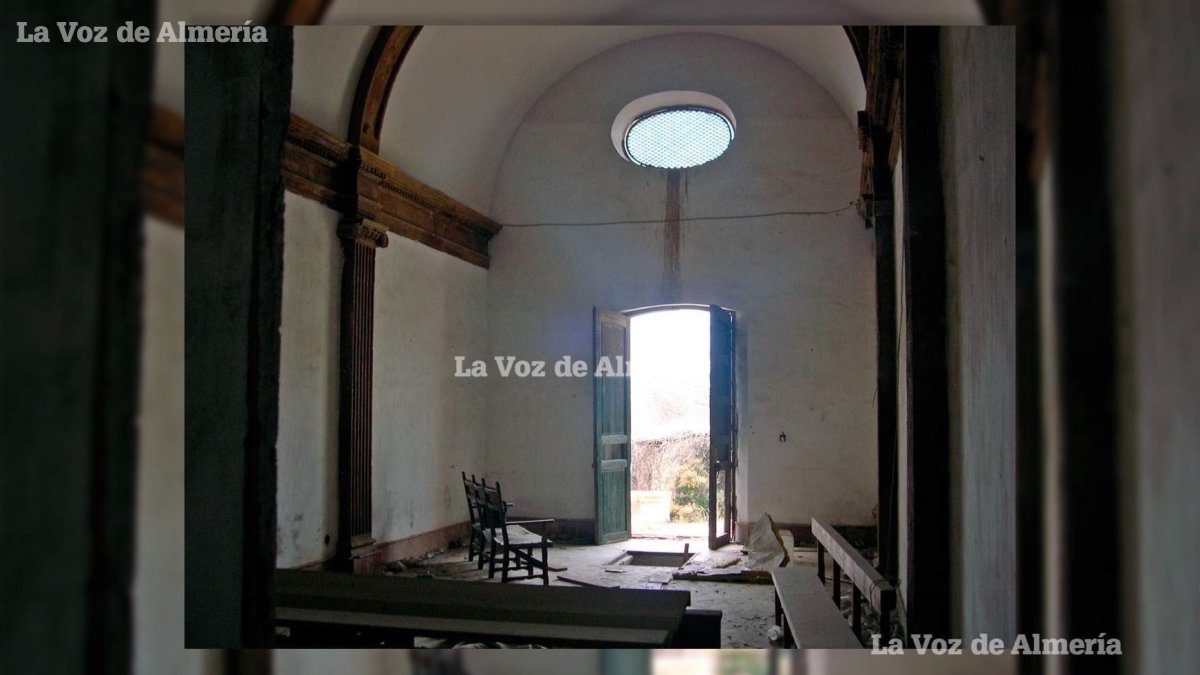 La ermita del Mamí en sus años de abandono. Formaba parte del espléndido cortijo de San Miguel.