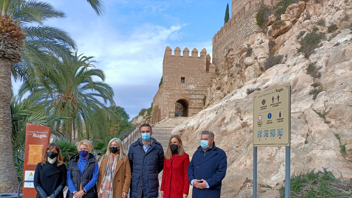 Visita de la consejera de Cultura y Patrimonio, Patricia del Pozo, a la Alcazaba