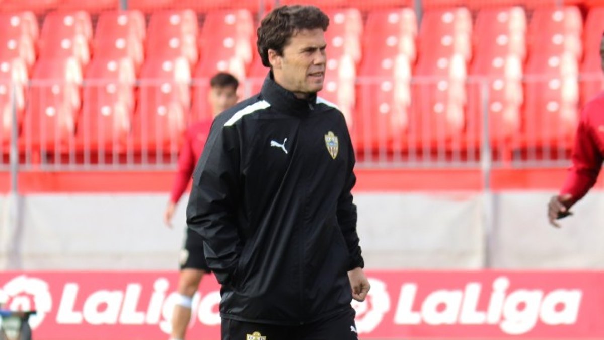 El entrenador del Almería.