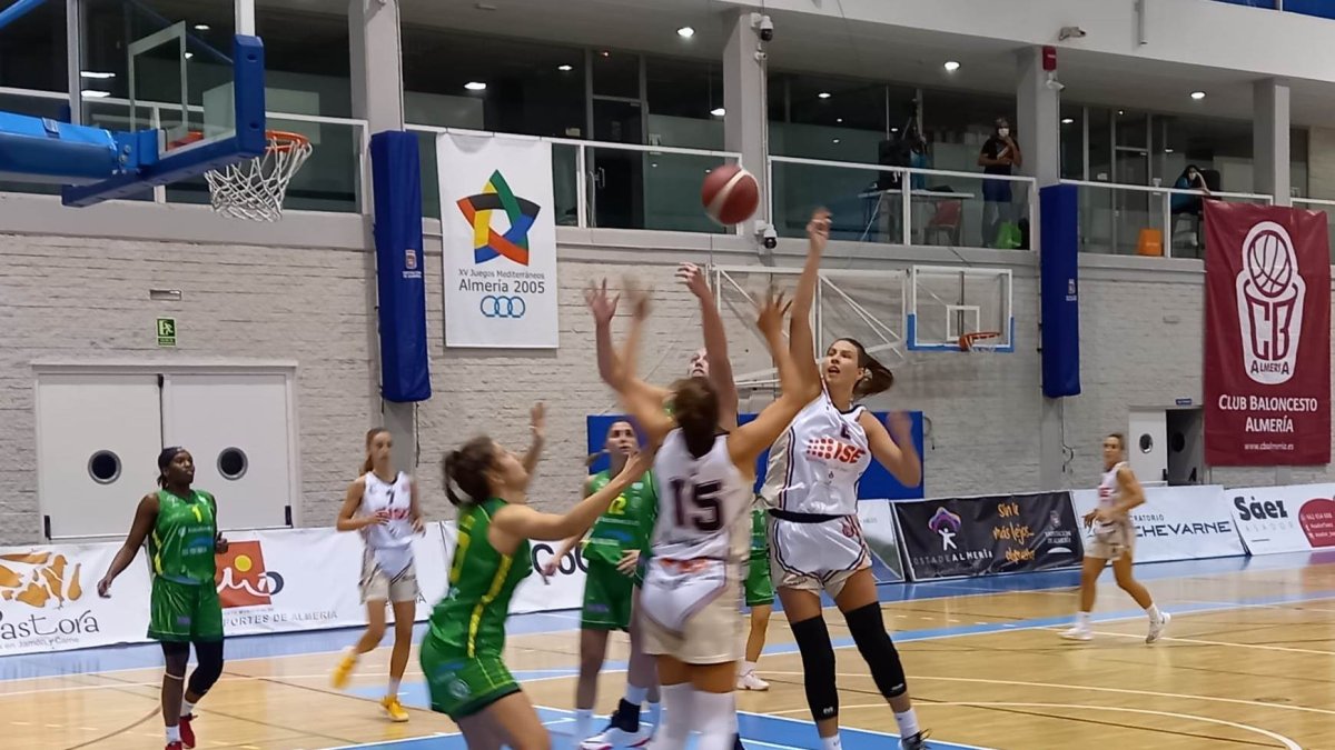 Las rojillas vuelven a casa para enfrentarse a BF León este sábado.