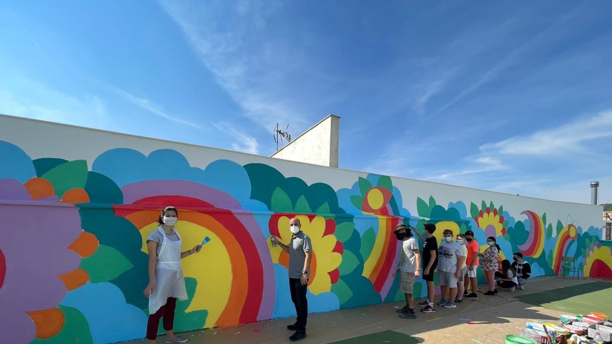Taller de grafiti promovido por Diputación en María.