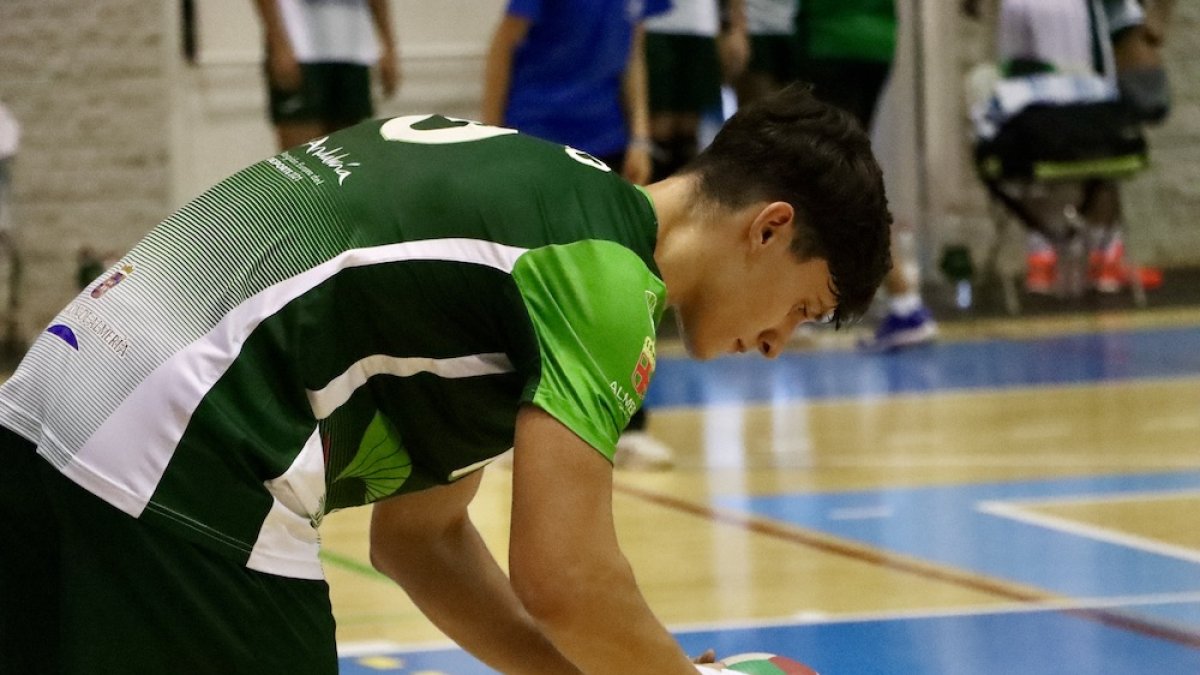 El virgitano Asensio ha superado una grave lesión y también el Covid-19.