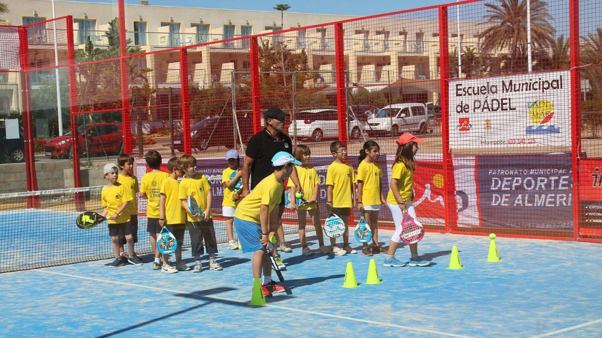 Los Juegos Deportivos Municipales de pádel comenzarán el próximo fin de semana.