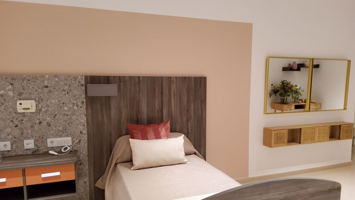 Imagen de una de las habitaciones individuales del centro