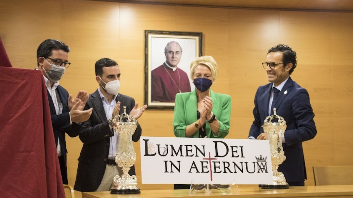 Isaac VIlches, junto a Eloísa Cabrera, Carlos Sánchez y Manuel Guzmán.