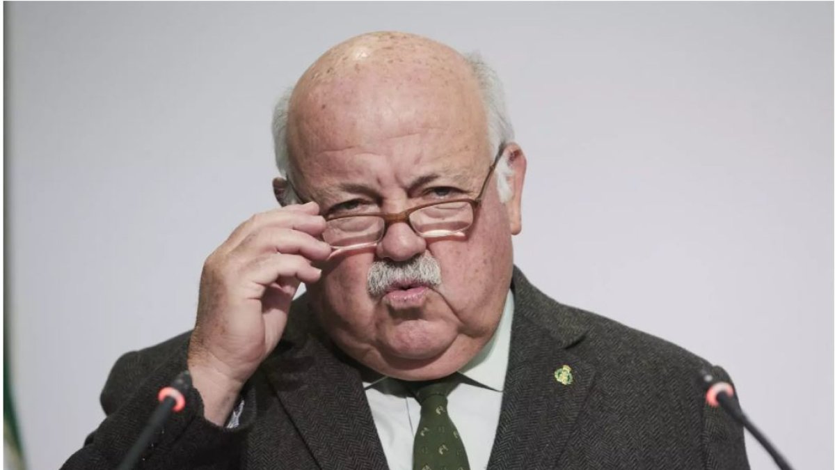 El consejero de Sanidad, Jesús Aguirre.
