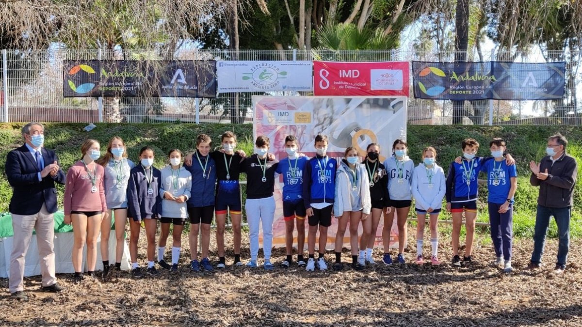 El club ejidense entre los mejores del remo andaluz.