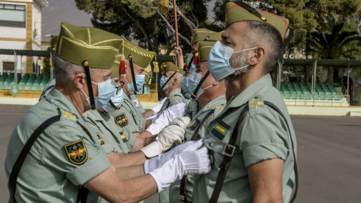 Entrega de condecoraciones