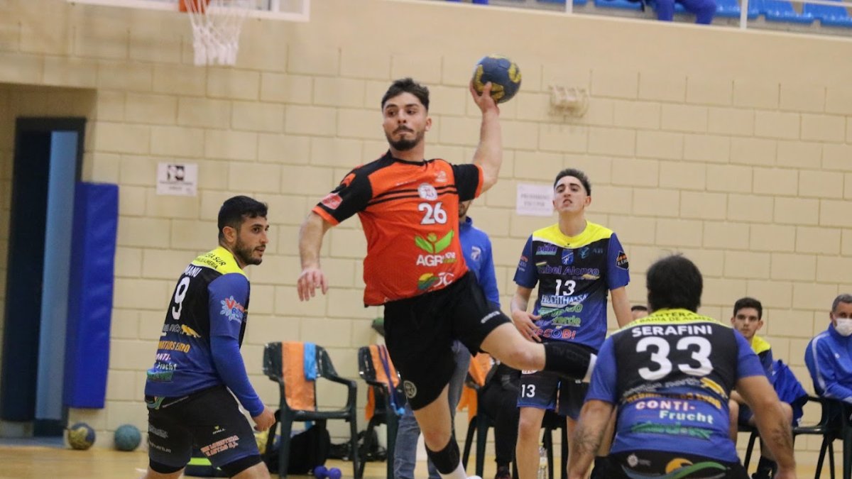 Un gran partido entre equipos del Poniente.