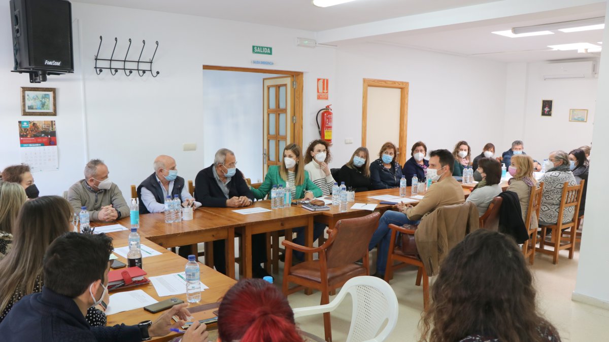 Desarrollo de la Mesa Comunitaria en Matagorda.