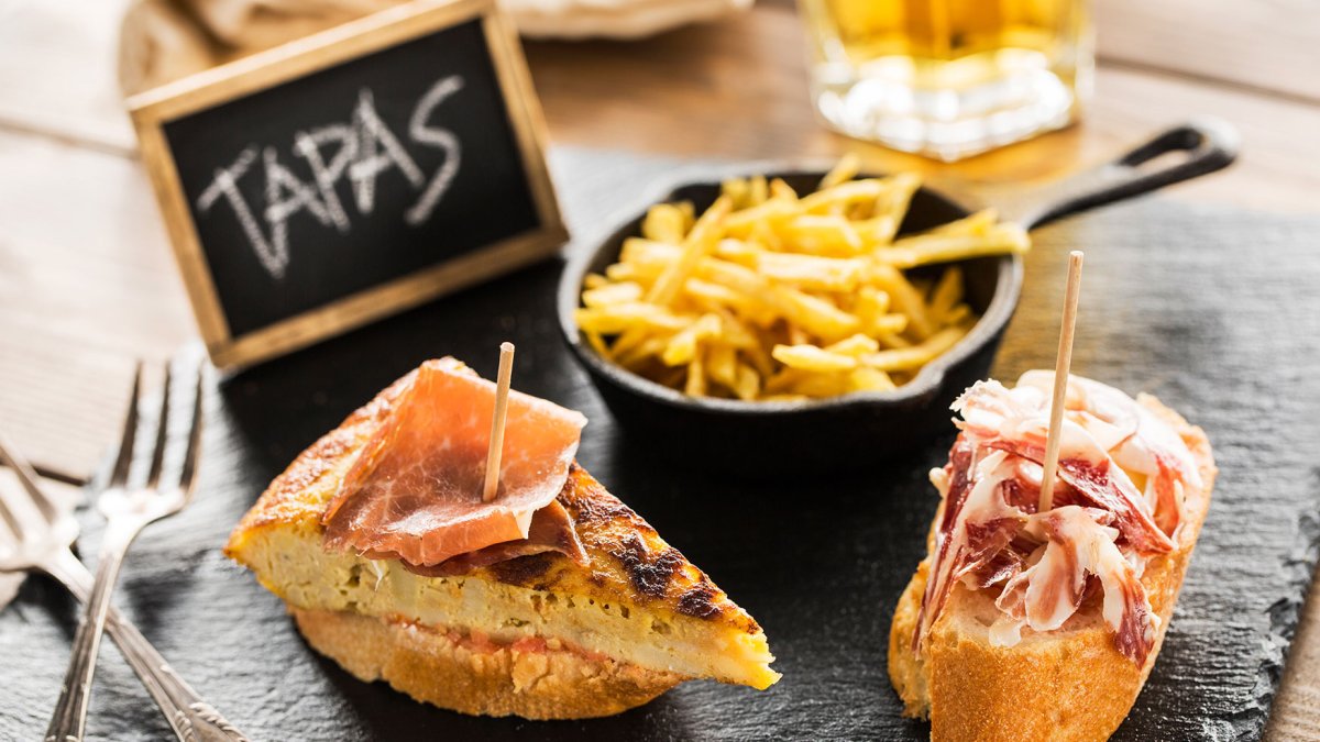 La tapa está en juego en Almería.