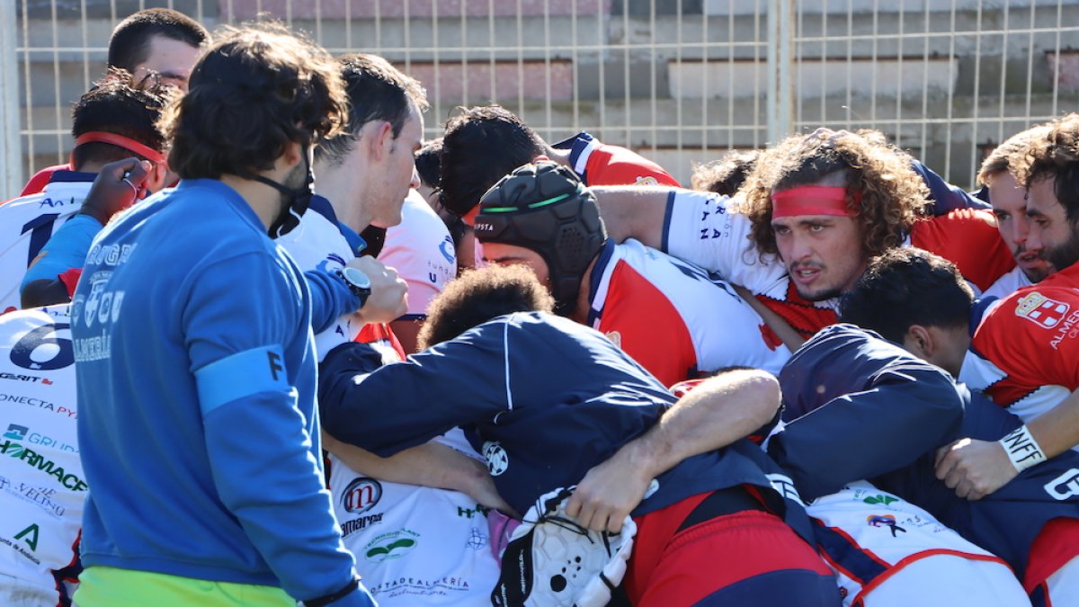 Falu y los capitanes preparan la fase de ascenso con el URA Playcar.